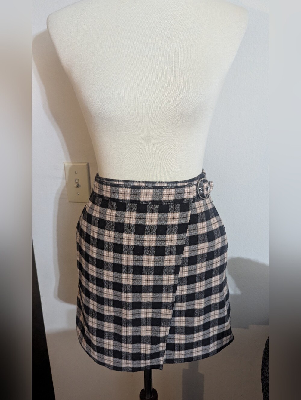 Hollister Plaid Preppy High Rise Collegiate Wrap Mini Skirt XS with Pockets